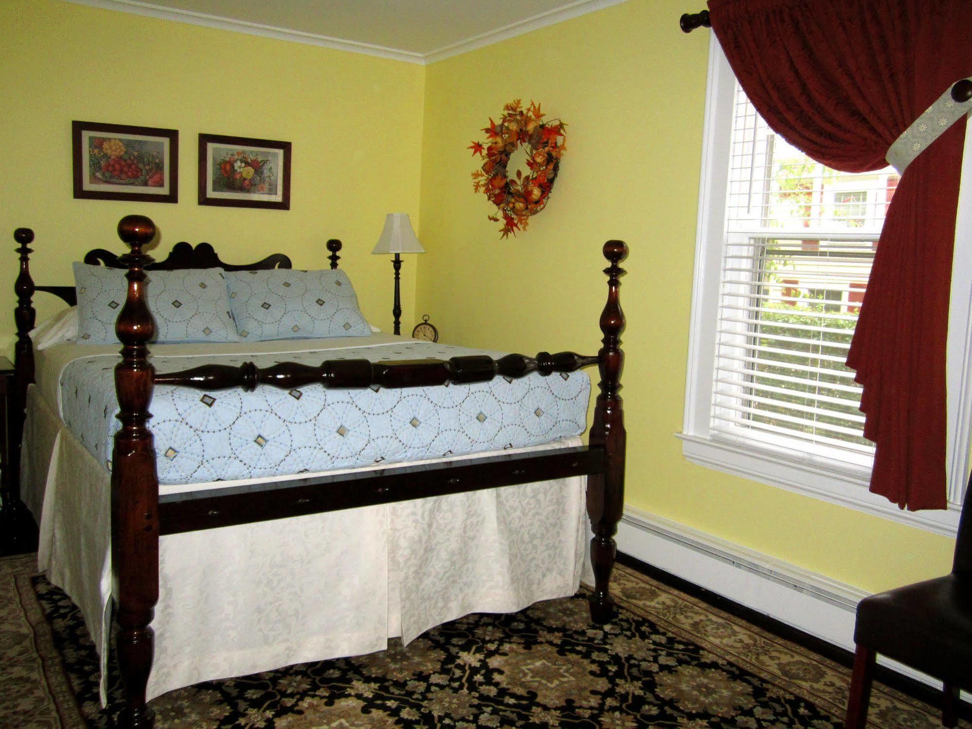 Baldwinsville Bed And Breakfast Exterior photo